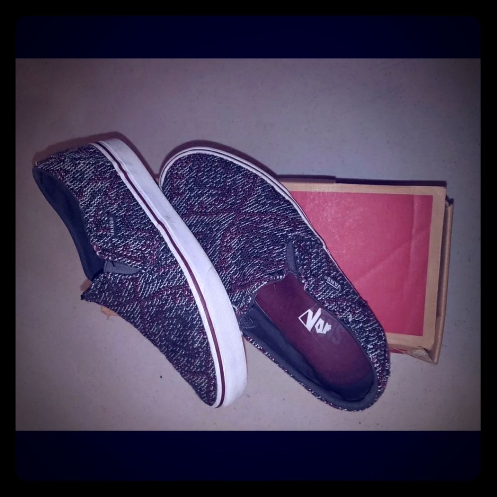 Gently worn 7.5 size Woven Vans